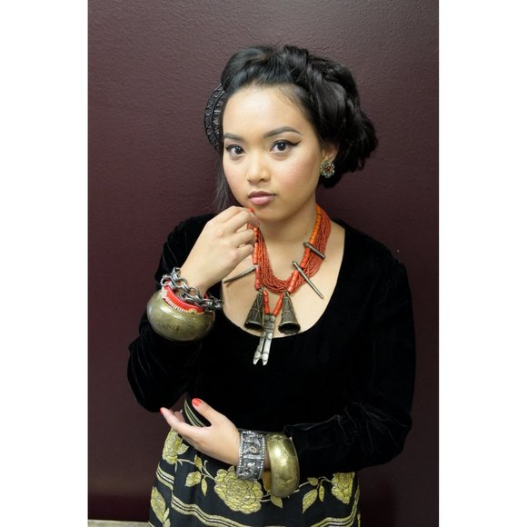 Blue Red Floral Filigree Clip on Earrings Vintage Jewelry - Picture 5 of 8